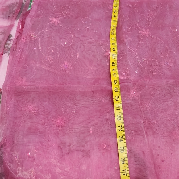 4pc Panel Curtin Long. - Picture 2 of 5